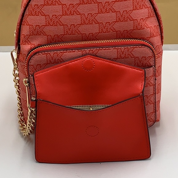 MICHAEL KORS
Maisie Extra-Small Pebbled Leather 2-in-1 Backpack
Dk Sangria
NWT - Picture 16 of 16